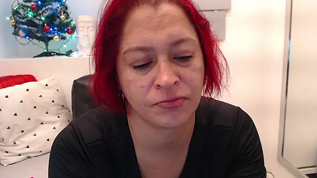 eva twiss online show from 12-17-25, 11:37