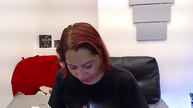 eva twiss online show from 03-25-26, 01:21