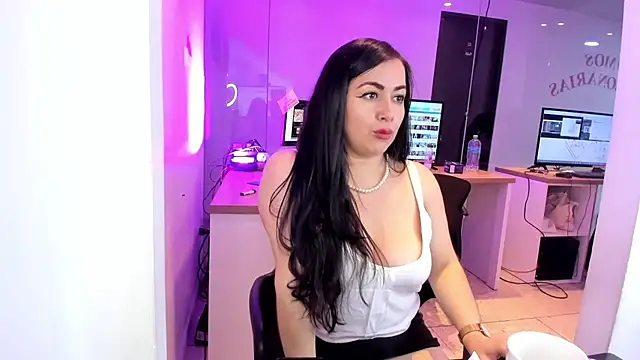 Kimkalifa  online show from 09-24-25, 01:06