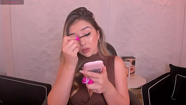 Snapshot of ChloePreston_ chatting on 07-15-26, 10:55 ChloePreston online show from 07-15-26, 10:55