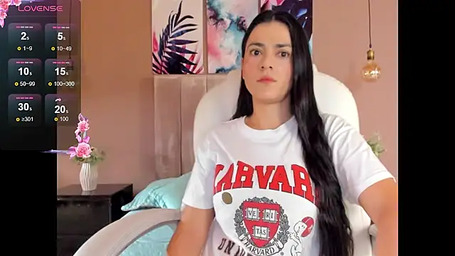 BellaClaiir online show from 11-25-25, 02:39