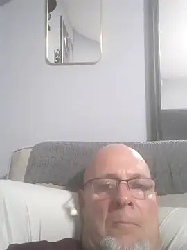 dickinyouto online show from 06-25-26, 05:40