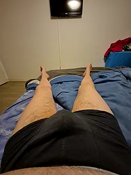 Bretoncool online show from 04-14-26, 04:50