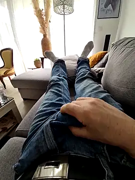 Bretoncool online show from 02-08-26, 01:42