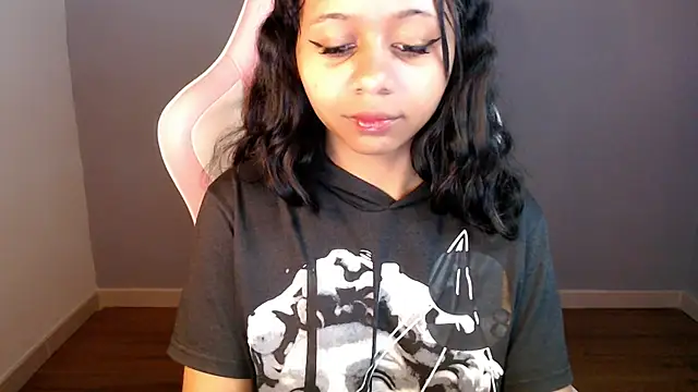 Natasha mh2 online show from 01-25-25, 02:04