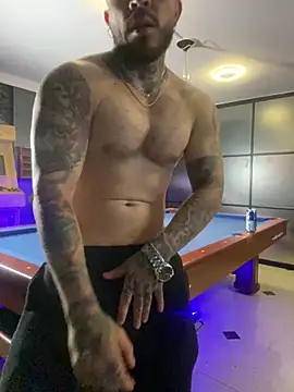 Snapshot of LeoSalvatore_ chatting on 03-02-25, 10:56 LeoSalvatore  online show from 03-02-25, 10:56