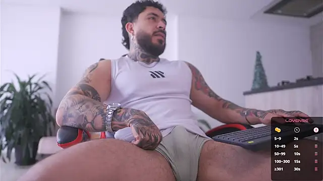 LeoSalvatore  online show from 02-06-26, 05:09