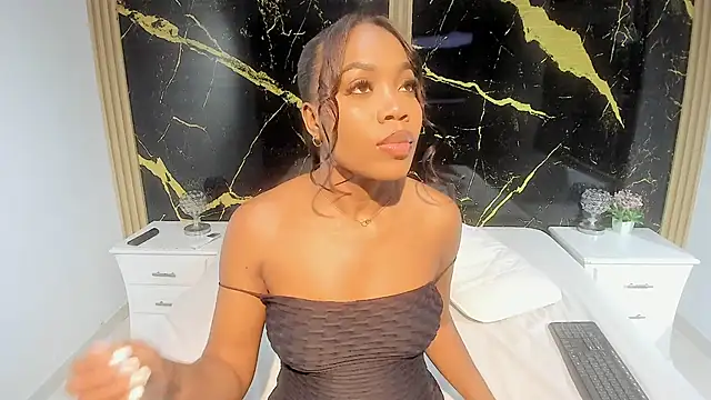 CarlieLyn online show from 03-04-26, 07:10