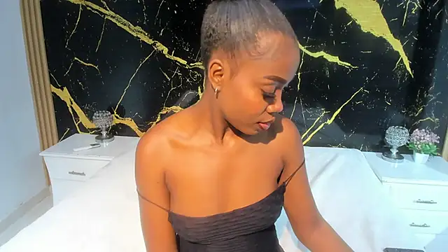 CarlieLyn online show from 01-15-26, 07:17