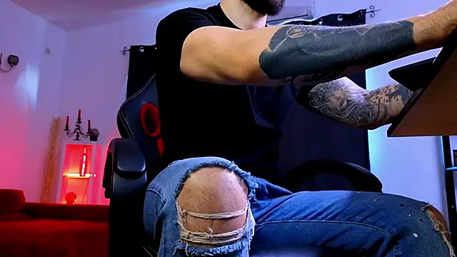 MightyAaron66 online show from 03-04-26, 05:59