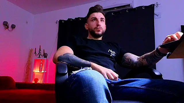 MightyAaron66 online show from 09-29-25, 02:40