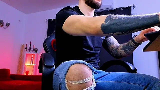 MightyAaron66 online show from 02-14-26, 03:34