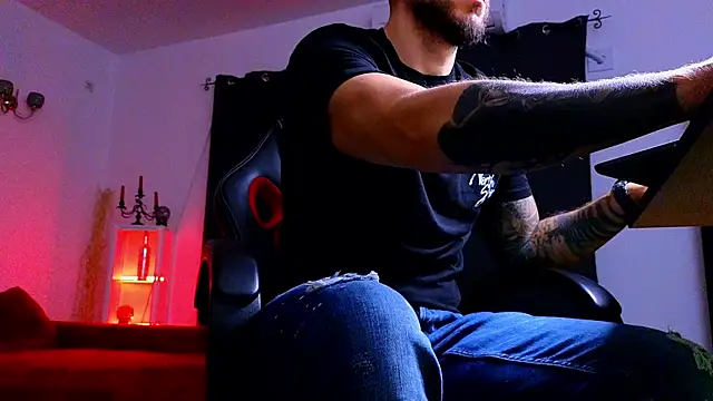 MightyAaron66 online show from 09-23-25, 01:23