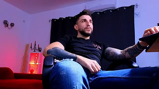 MightyAaron66 online show from 10-02-25, 02:42