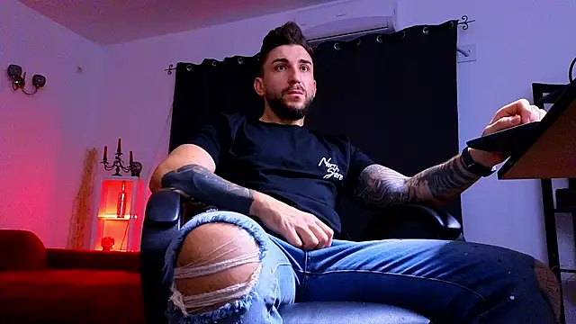 MightyAaron66 online show from 10-07-25, 04:46