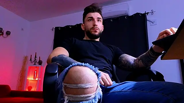 MightyAaron66 online show from 01-06-26, 03:32