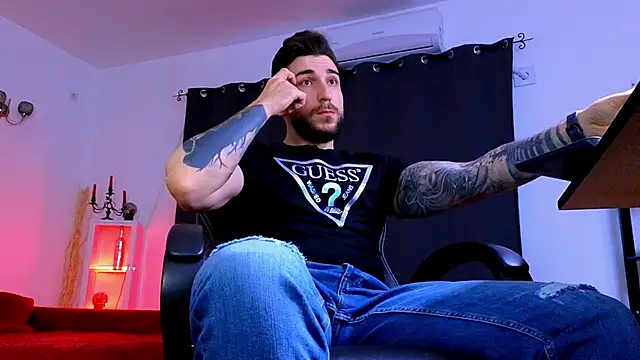 MightyAaron66 online show from 04-15-26, 03:34