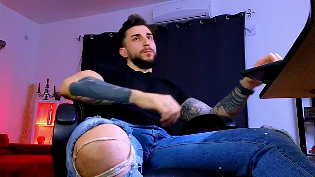 MightyAaron66 online show from 03-03-26, 04:47