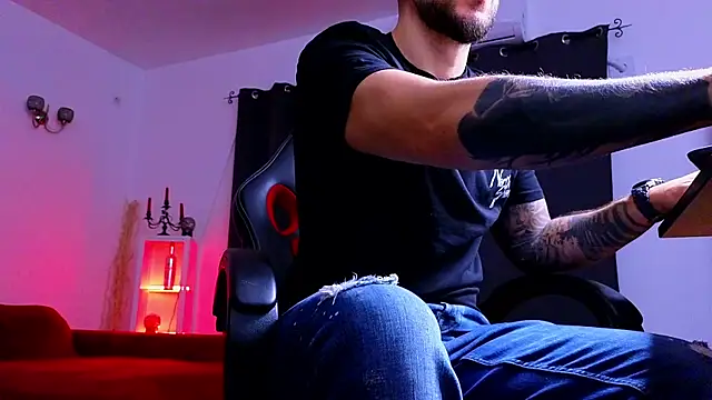 MightyAaron66 online show from 09-30-25, 02:28