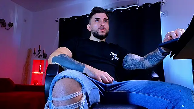 MightyAaron66 online show from 10-28-25, 10:03