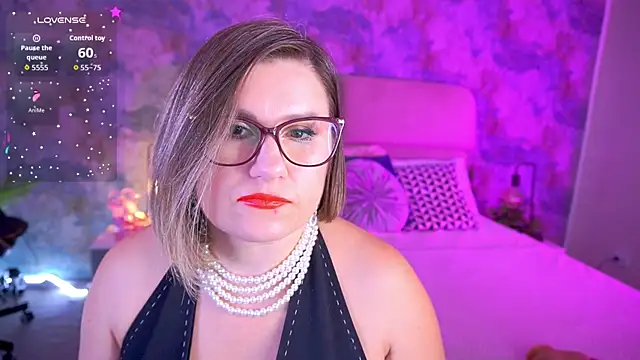 KiraRoxx online show from 02-27-26, 03:45