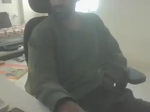Snapshot of dominanthubby chatting on 12-05-24, 07:54 dominanthubby online show from 12-05-24, 07:54