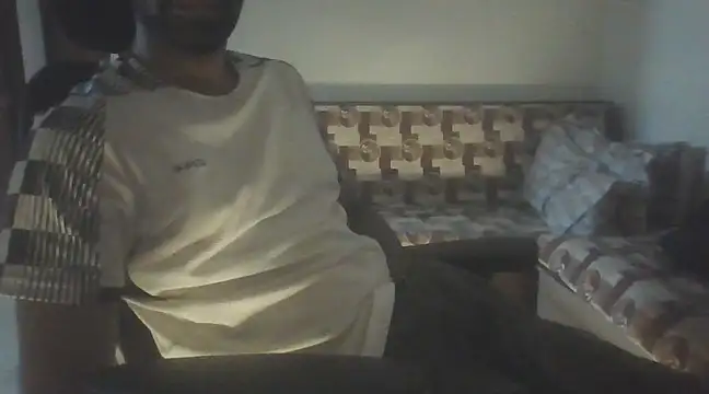 Snapshot of dominanthubby chatting on 03-09-25, 06:21 dominanthubby online show from 03-09-25, 06:21
