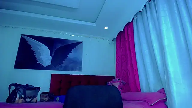 NahomiCamper online show from 10-15-25, 11:24