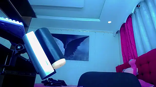 NahomiCamper online show from 12-01-25, 01:34