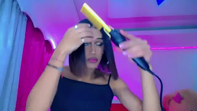 NahomiCamper online show from 04-04-26, 10:38