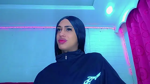 NahomiCamper online show from 03-19-26, 07:47