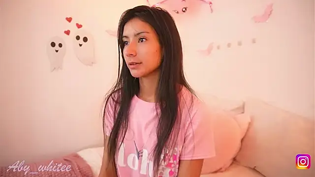 AbyWhitee online show from 10-27-25, 04:24