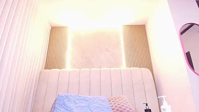 kata hazel online show from 04-25-26, 07:22