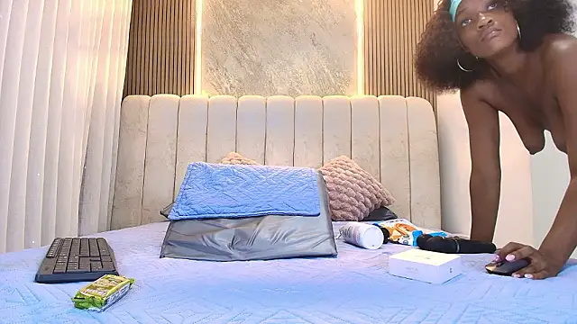 kata hazel online show from 02-26-26, 07:25