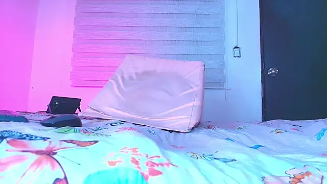 kata hazel online show from 09-26-25, 07:32