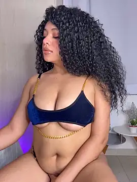 Alyssa Houston online show from 10-12-25, 03:08