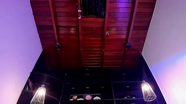 Snapshot of HeellBoy_ chatting on 11-22-25, 04:00 HeellBoy online show from 11-22-25, 04:00