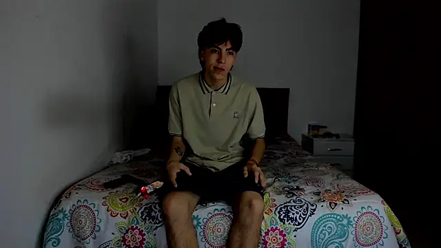 Snapshot of HeellBoy_ chatting on 02-23-26, 06:03 HeellBoy online show from 02-23-26, 06:03