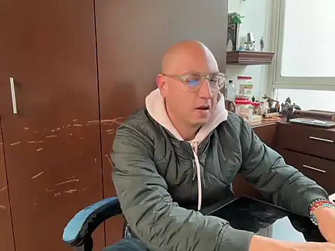 alanan881 online show from 11-07-25, 06:12