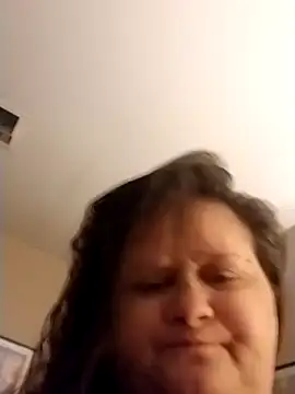 Snapshot of staceysmomfow chatting on 01-28-25, 03:04 staceysmomfow online show from 01-28-25, 03:04