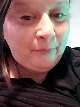 Snapshot of staceysmomfow chatting on 02-03-25, 10:54 staceysmomfow online show from 02-03-25, 10:54