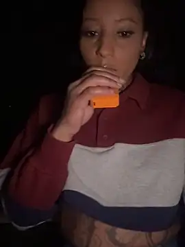 CrownedNyaries online show from 09-09-25, 04:00