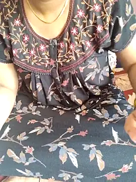 Snapshot of samitasharma chatting on 05-17-26, 07:19 samitasharma online show from 05-17-26, 07:19