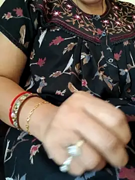 Snapshot of samitasharma chatting on 03-01-26, 09:09 samitasharma online show from 03-01-26, 09:09