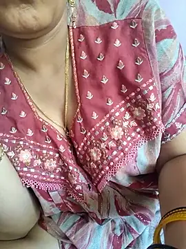 Snapshot of samitasharma chatting on 05-18-26, 07:24 samitasharma online show from 05-18-26, 07:24
