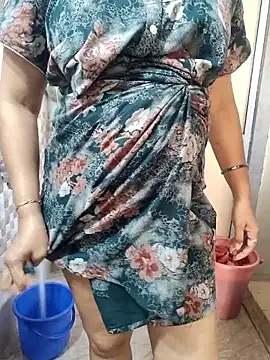 Snapshot of samitasharma chatting on 02-10-26, 08:35 samitasharma online show from 02-10-26, 08:35