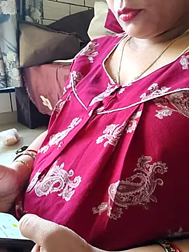 Snapshot of samitasharma chatting on 02-28-26, 04:45 samitasharma online show from 02-28-26, 04:45