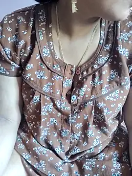 Snapshot of samitasharma chatting on 05-15-26, 06:44 samitasharma online show from 05-15-26, 06:44