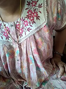 Snapshot of samitasharma chatting on 02-08-26, 05:38 samitasharma online show from 02-08-26, 05:38