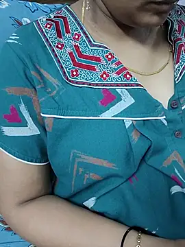 Snapshot of samitasharma chatting on 05-27-26, 03:19 samitasharma online show from 05-27-26, 03:19